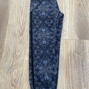 Victorias Secret Knockout Crop